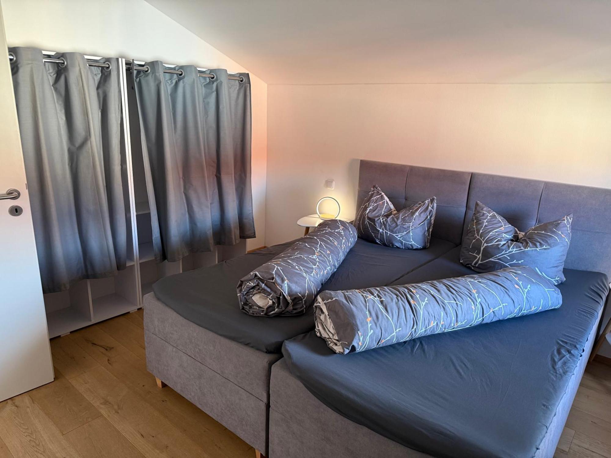 Ferienwohnung Stadtplatz 28 Tittmoning Burghausen Salzburg Familie Esterno foto